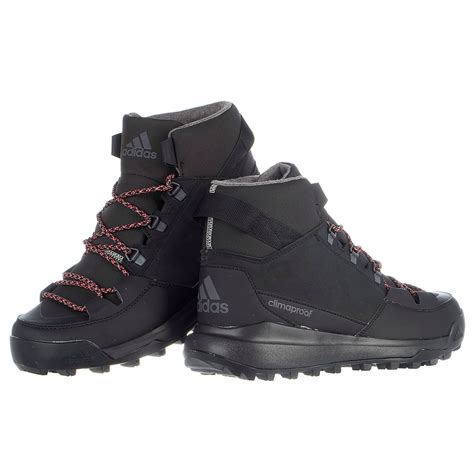 adidas winter hiking shoes